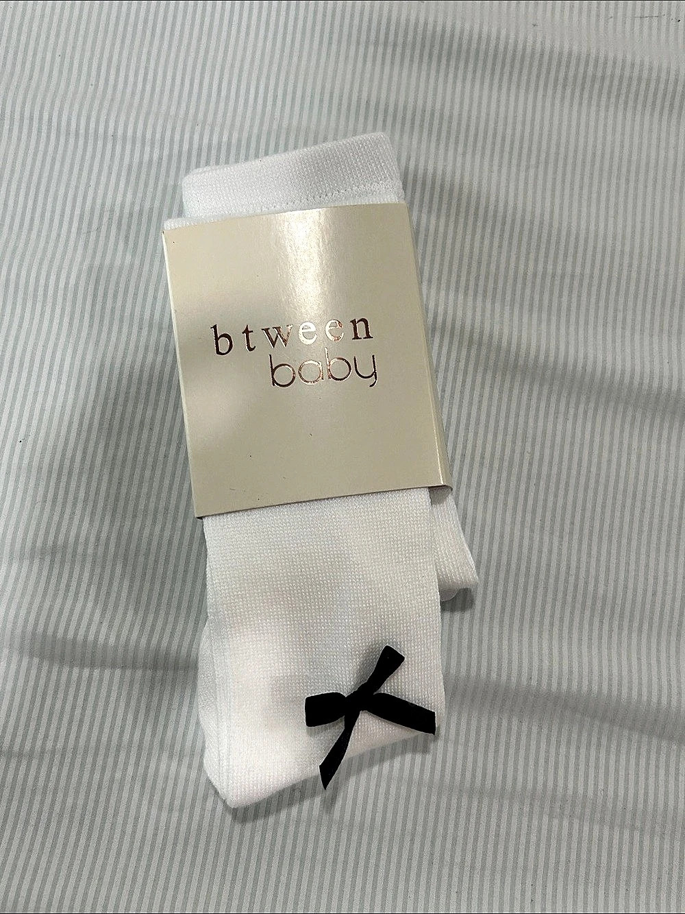 between baby Bow-Detail White Socks NWT